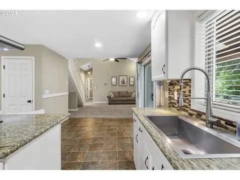2565 N Washougal River Road Washougal WA 98671