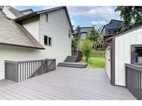 2565 N Washougal River Road Washougal WA 98671