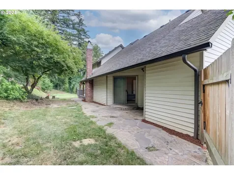 2565 N Washougal River Road Washougal WA 98671