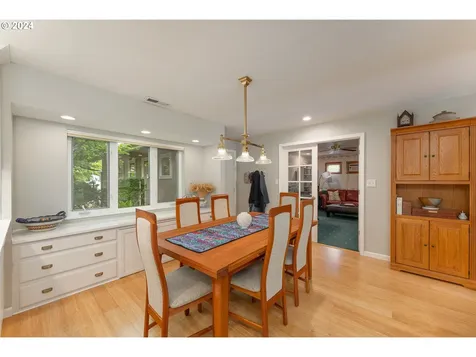 21 N River Drive Roseburg OR 97470