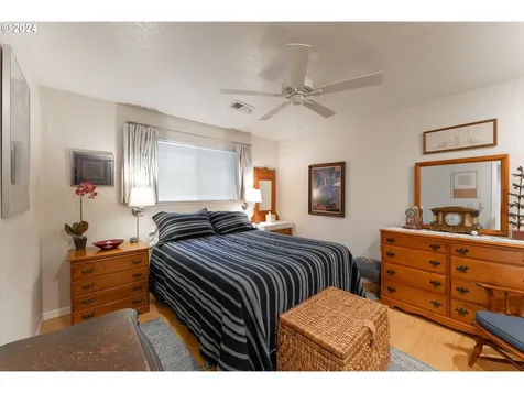 21 N River Drive Roseburg OR 97470