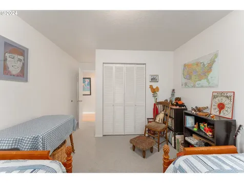 21 N River Drive Roseburg OR 97470