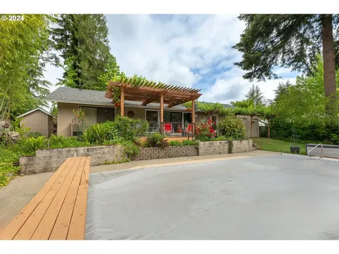 21 N River Drive Roseburg OR 97470