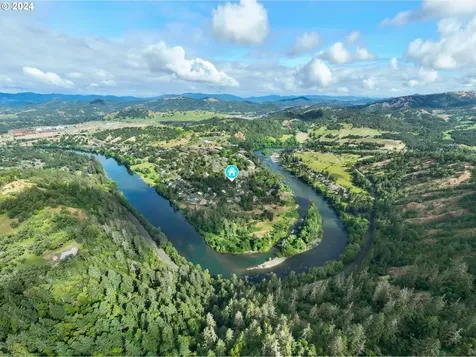 21 N River Drive Roseburg OR 97470