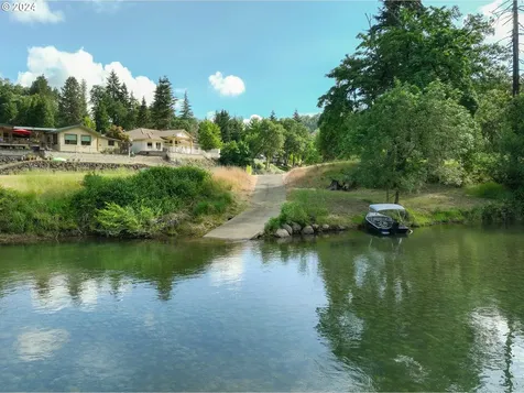 21 N River Drive Roseburg OR 97470