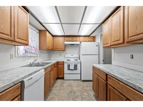 4675 Barger Drive Eugene OR 97402