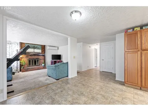 4675 Barger Drive Eugene OR 97402