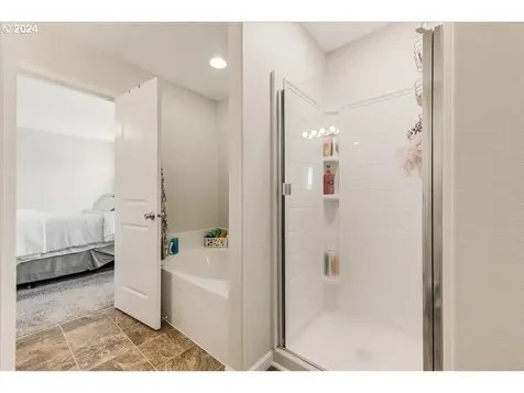 1002 Bear Creek Drive Molalla OR 97038