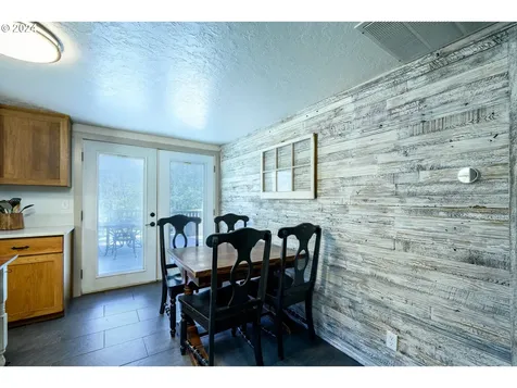 7100 Ash Street Grand Ronde OR 97347