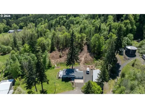 7100 Ash Street Grand Ronde OR 97347