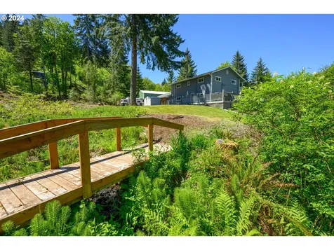 7100 Ash Street Grand Ronde OR 97347