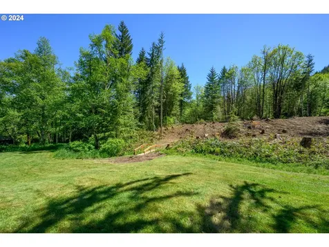 7100 Ash Street Grand Ronde OR 97347