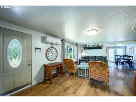 7100 Ash Street Grand Ronde OR 97347