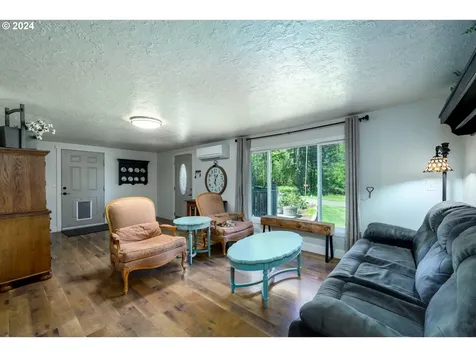 7100 Ash Street Grand Ronde OR 97347