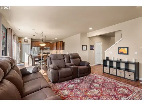 15718 NE 22nd Avenue Vancouver WA 98686