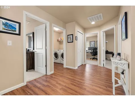 15718 NE 22nd Avenue Vancouver WA 98686