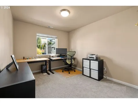 15718 NE 22nd Avenue Vancouver WA 98686