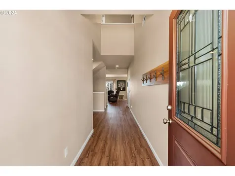 15718 NE 22nd Avenue Vancouver WA 98686