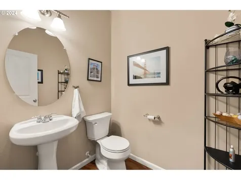 15718 NE 22nd Avenue Vancouver WA 98686