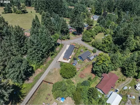 739 Parry Road Falls City OR 97344