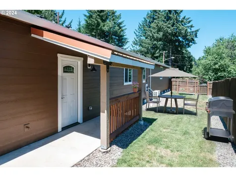 739 Parry Road Falls City OR 97344
