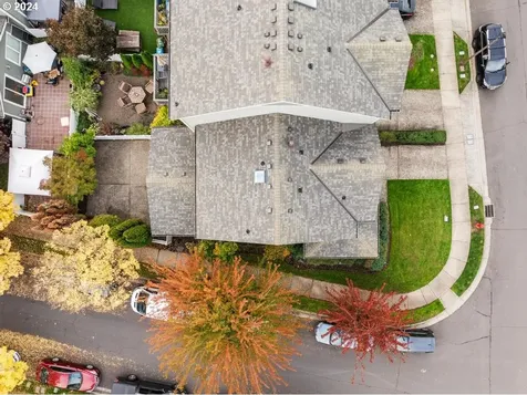 9208 SW Sweek Drive Tualatin OR 97062