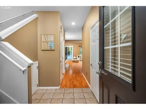 9208 SW Sweek Drive Tualatin OR 97062