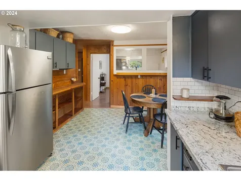 464 E 34th Avenue Eugene OR 97405