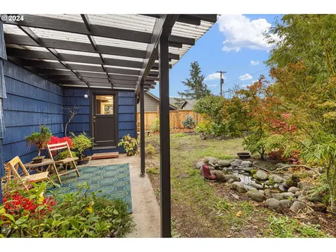 464 E 34th Avenue Eugene OR 97405