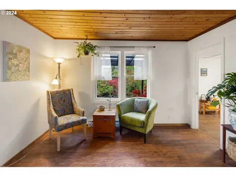 464 E 34th Avenue Eugene OR 97405