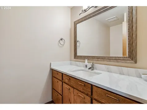 1386 SW 179th Court Beaverton OR 97003