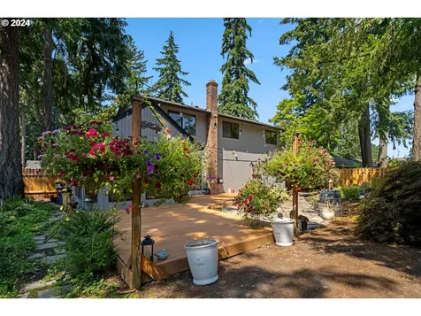 1386 SW 179th Court Beaverton OR 97003