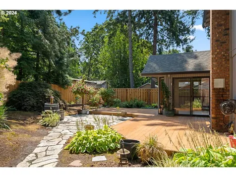 1386 SW 179th Court Beaverton OR 97003