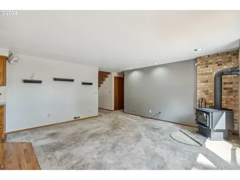 1386 SW 179th Court Beaverton OR 97003