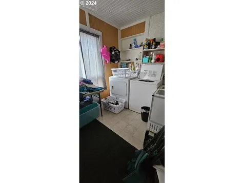 2036 Fir Avenue Reedsport OR 97467