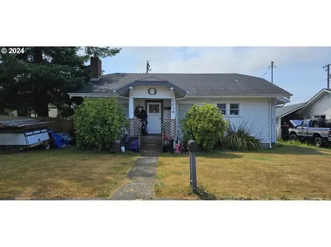 2036 Fir Avenue Reedsport OR 97467