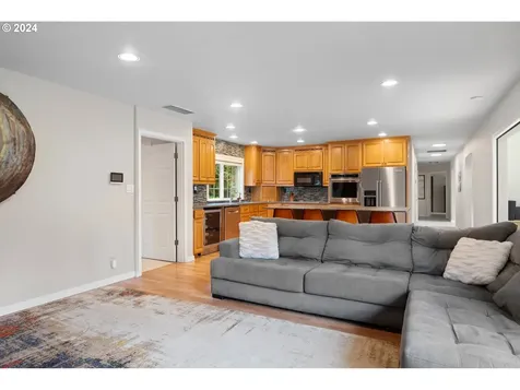 5431 Columbia Heights Road Longview WA 98632