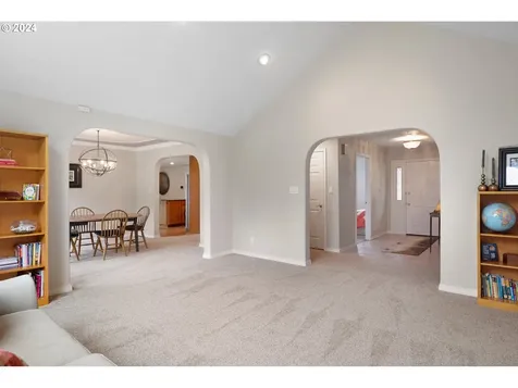 5431 Columbia Heights Road Longview WA 98632