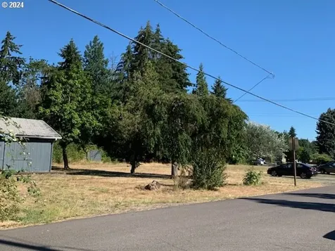 2035 E Irwin Way Eugene OR 97402
