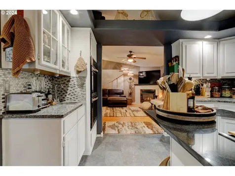 13694 Char Diaz Drive Oregon City OR 97045