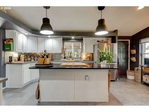 13694 Char Diaz Drive Oregon City OR 97045