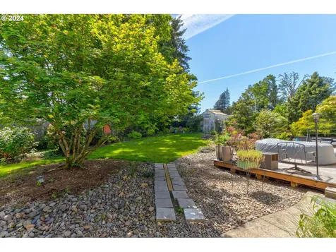 13694 Char Diaz Drive Oregon City OR 97045