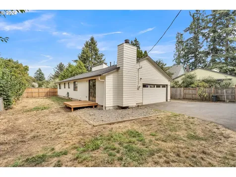 5505 Se Schiller Street Portland OR 97206