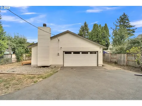5505 Se Schiller Street Portland OR 97206