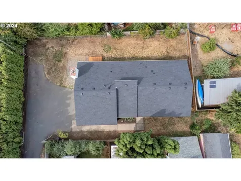 5505 Se Schiller Street Portland OR 97206