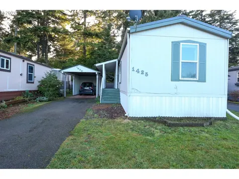 1425 Ventana Court Coos Bay OR 97420