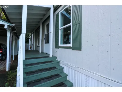 1425 Ventana Court Coos Bay OR 97420