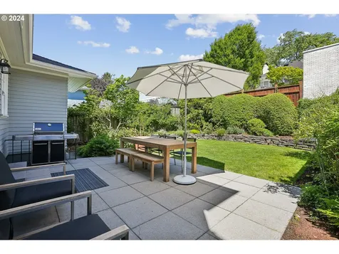 1734 Se 22nd Avenue Portland OR 97214