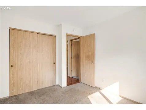 8904 N Bayard Avenue Portland OR 97217