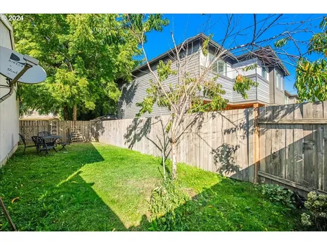 8904 N Bayard Avenue Portland OR 97217